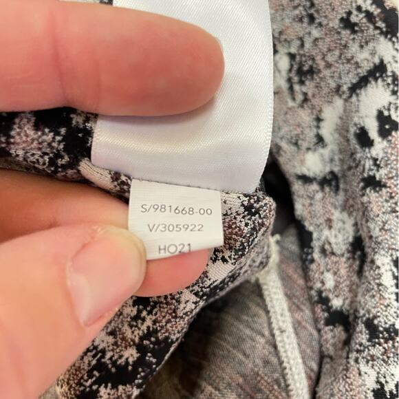 Athleta Salutation Textured Jogger Size S - Picture 8 of 9